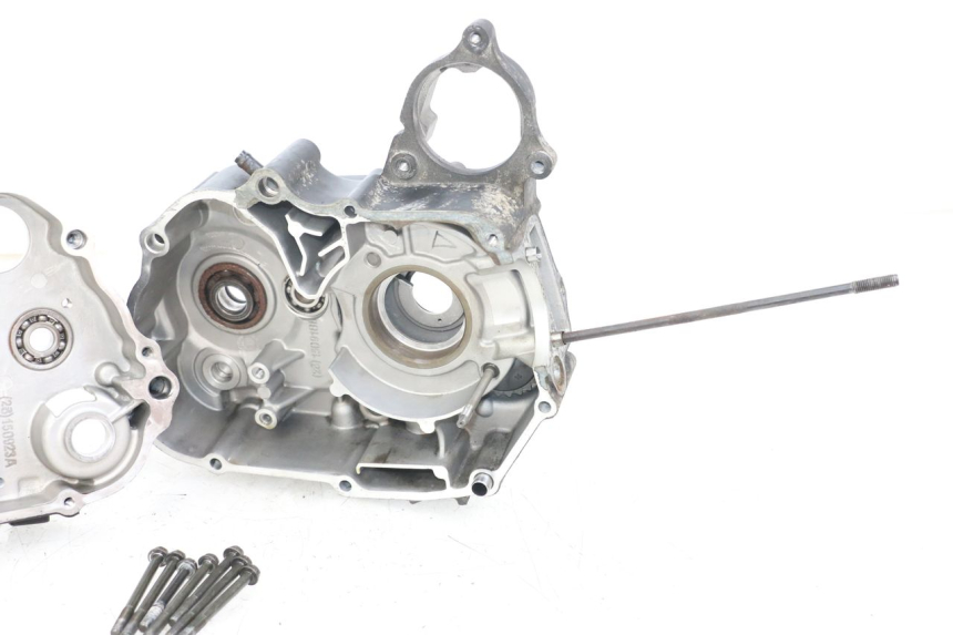 photo de ENGINE CRANKCASE KYMCO K-PW K-PIPE 50 (2012 - 2017)