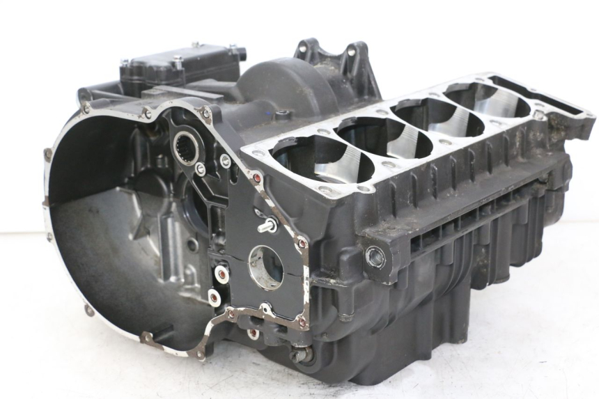 photo de ENGINE CRANKCASE KAWASAKI GTR 1000 (1994 - 2004)