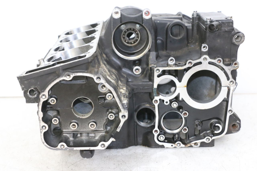 photo de ENGINE CRANKCASE KAWASAKI GTR 1000 (1994 - 2004)