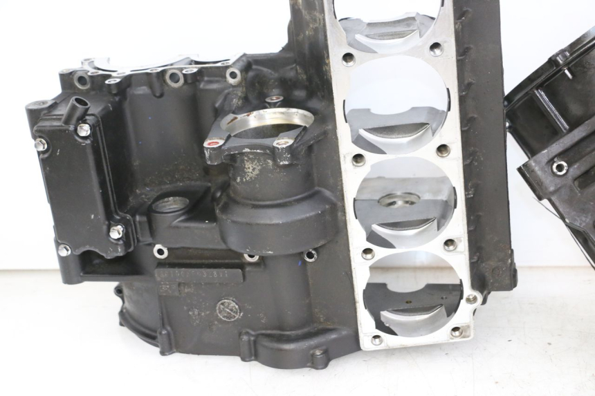 photo de ENGINE CRANKCASE KAWASAKI GTR 1000 (1994 - 2004)