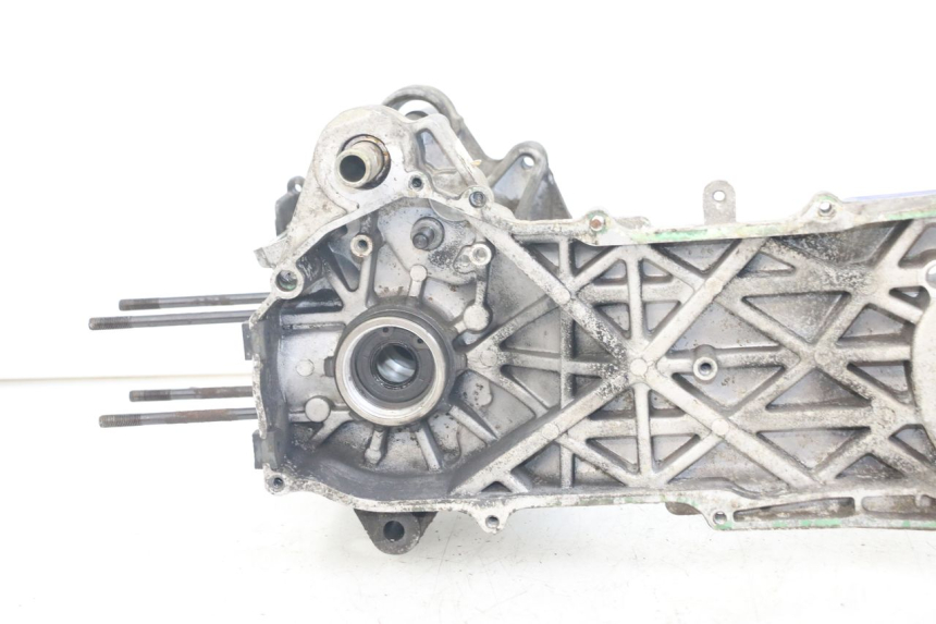 photo de ENGINE LOWER CRANKCASE KEEWAY RY6 2T 50 (2011 - 2019)