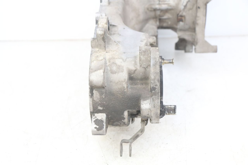 photo de ENGINE CRANKCASE PEUGEOT KISBEE 2T 50 (2010 - 2017)
