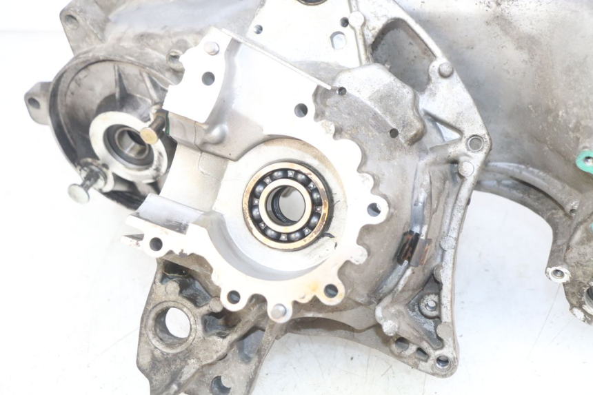 photo de ENGINE CRANKCASE PEUGEOT KISBEE 2T 50 (2010 - 2017)