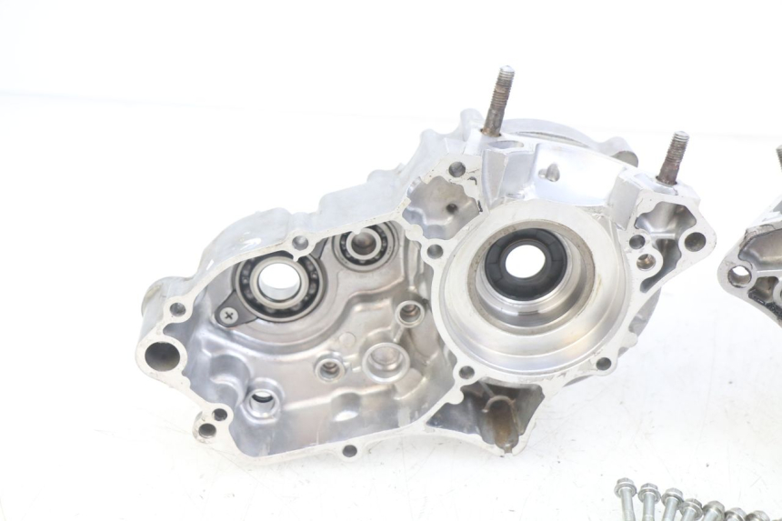 photo de ENGINE LOWER CRANKCASE KAWASAKI KX 85 (2014 - 2021)