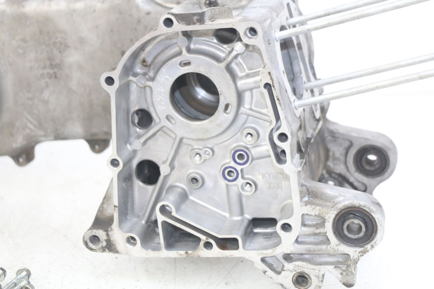 photo de ENGINE LOWER CRANKCASE KYMCO AGILITY 16+ 4T 50 (2018 - 2023)