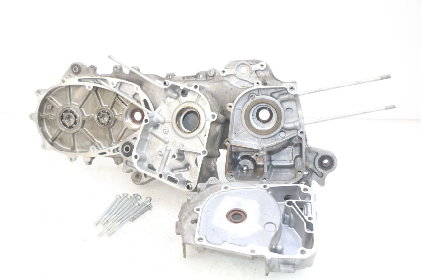 photo de ENGINE LOWER CRANKCASE KYMCO AGILITY 16+ 4T 50 (2018 - 2023)