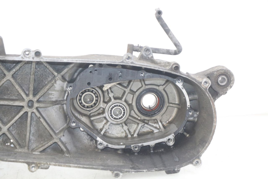 photo de ENGINE LOWER CASING KYMCO DINK STREET 125 (2009 - 2014)