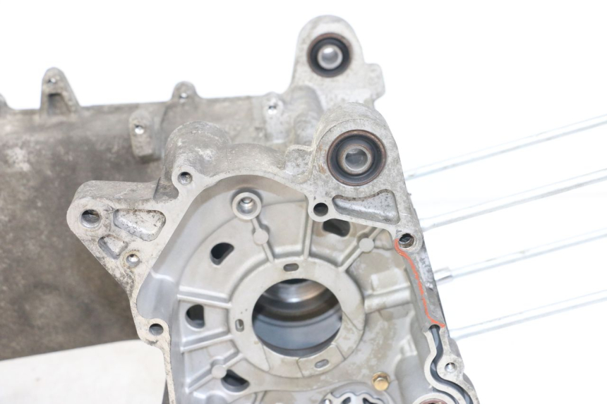 photo de Engine bottom case KYMCO DINK STREET ABS 125 (2011 - 2018)