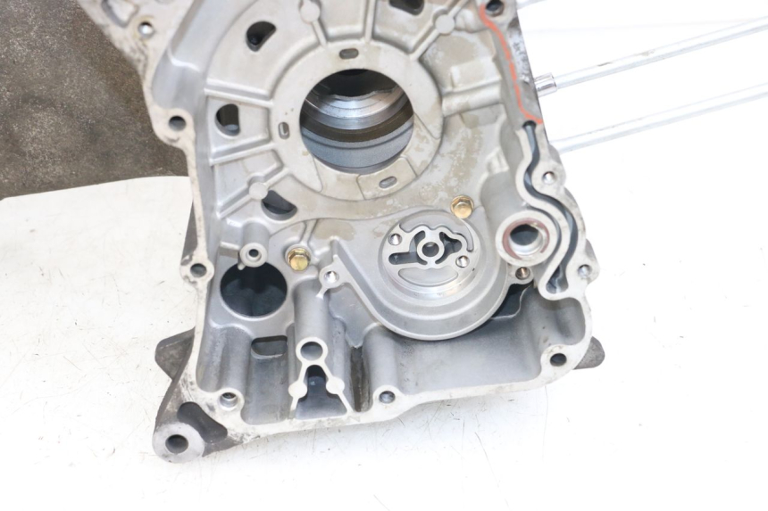 photo de Engine bottom case KYMCO DINK STREET ABS 125 (2011 - 2018)
