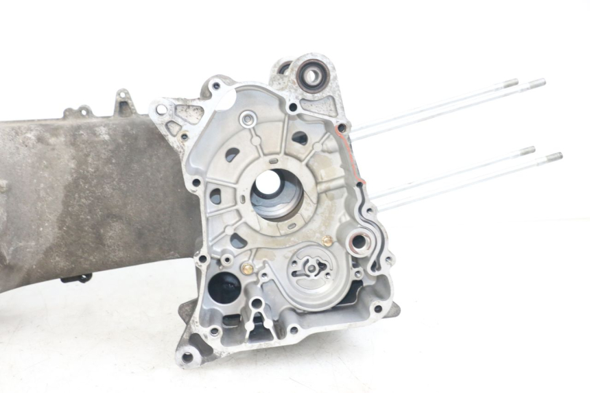 photo de Engine bottom case KYMCO DINK STREET ABS 125 (2011 - 2018)
