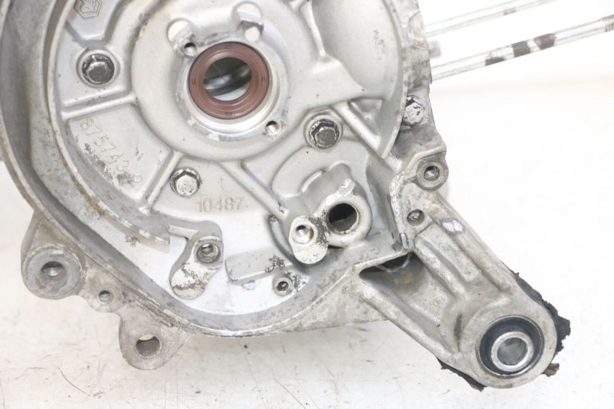 photo de ENGINE LOWER CASING PIAGGIO NEW TYPHOON 50 (2018 - 2021)