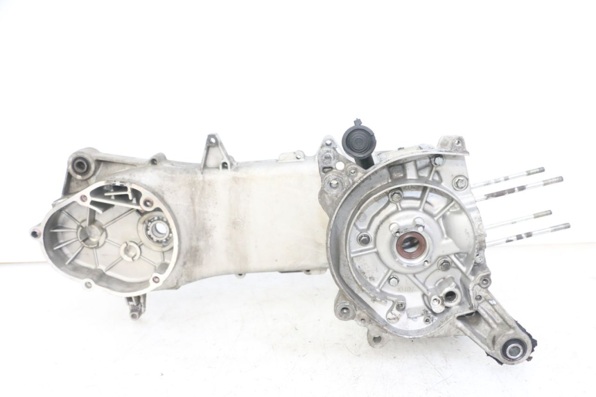 photo de ENGINE LOWER CASING PIAGGIO NEW TYPHOON 50 (2018 - 2021)