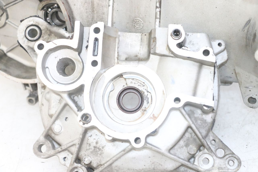 photo de ENGINE LOWER CASING PIAGGIO NEW TYPHOON 50 (2018 - 2021)