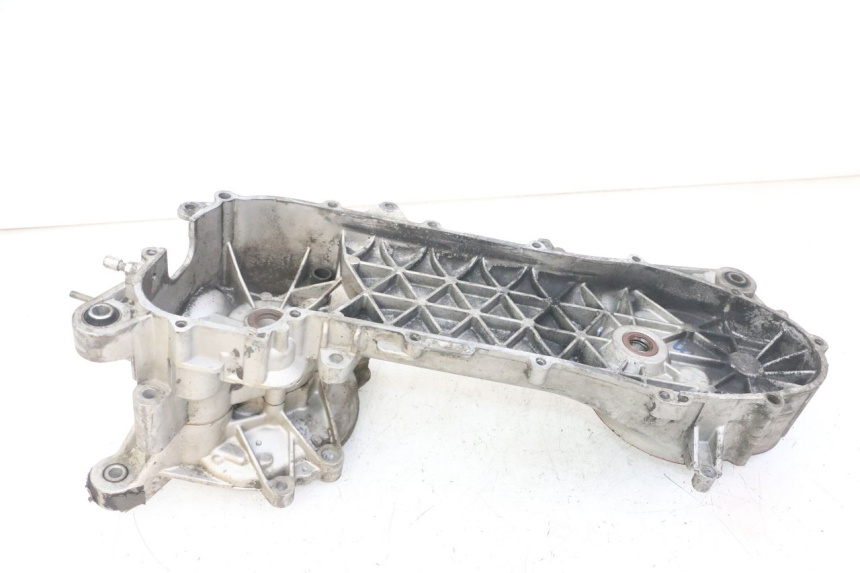 photo de ENGINE LOWER CASING PIAGGIO NEW TYPHOON 50 (2018 - 2021)