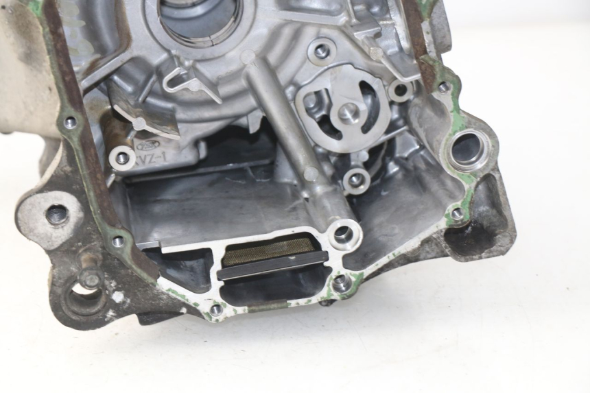 photo de ENGINE CRANKCASE HONDA NSS EX FORZA 250 (2005 - 2013)