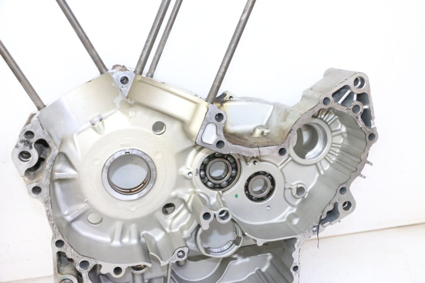 photo de ENGINE CRANKCASE HONDA NTV DEAUVILLE 650 (2001 - 2006)