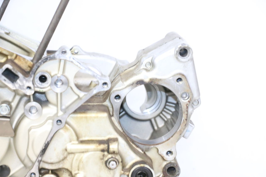 photo de ENGINE CRANKCASE HONDA NTV DEAUVILLE 650 (2001 - 2006)