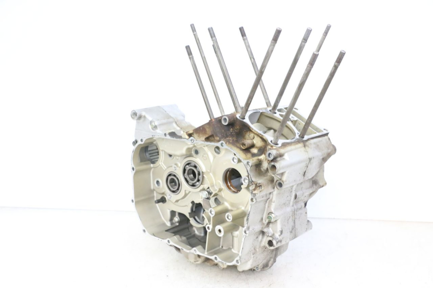 photo de ENGINE CRANKCASE HONDA NTV DEAUVILLE 650 (2001 - 2006)