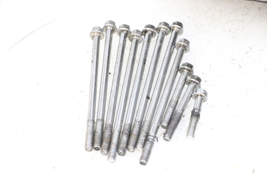 photo de ENGINE LOWER CASING SYM ORBIT III 3 4T 50 (2018 - 2021) - Technical close-up