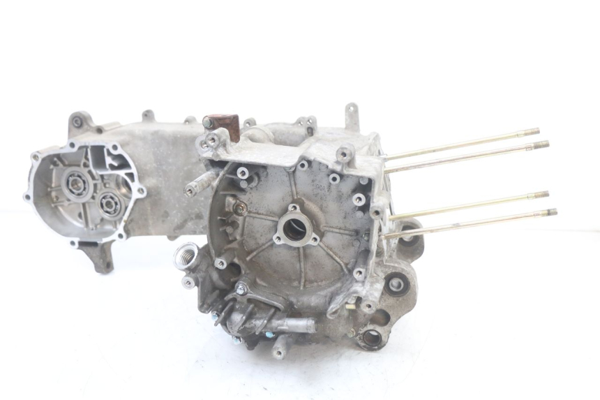 photo de ENGINE CRANKCASE PEUGEOT BELVILLE 125 (2017 - 2021)