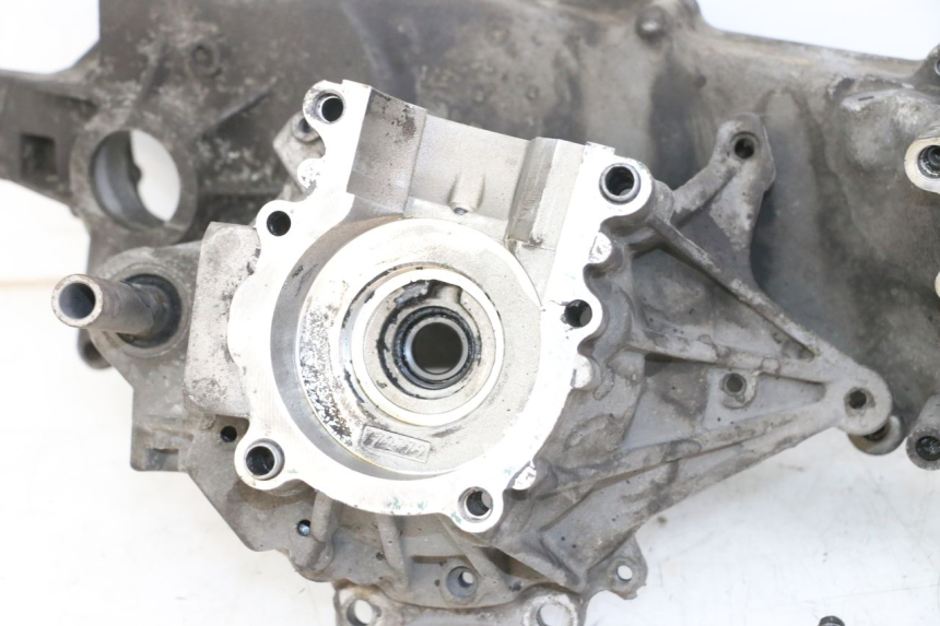 photo de ENGINE LOWER CASING PEUGEOT ELYSTAR 50 (2002 - 2014)