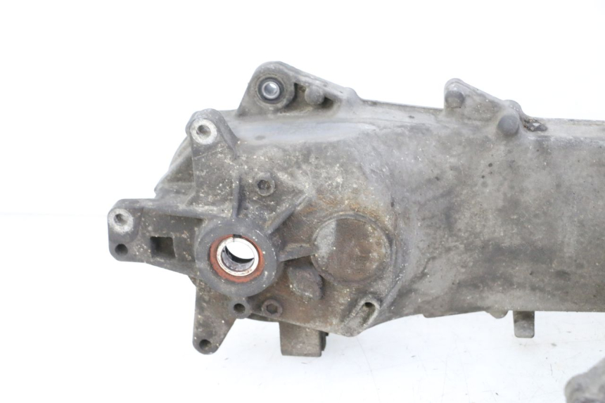photo de ENGINE LOWER CASING PEUGEOT ELYSTAR 50 (2002 - 2014)