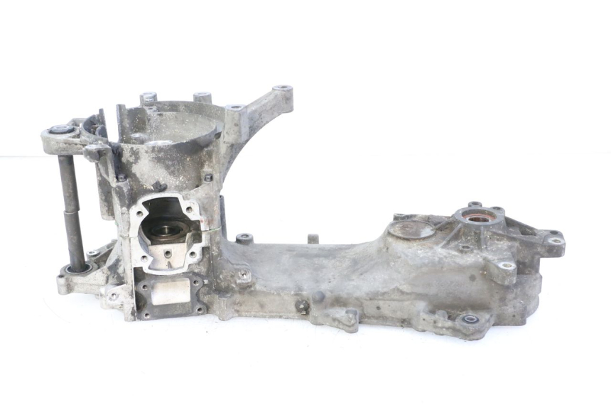 photo de ENGINE LOWER CASING PEUGEOT ELYSTAR 50 (2002 - 2014)