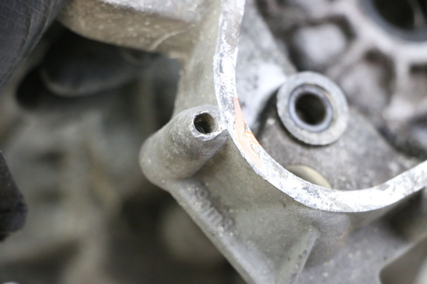 photo de ENGINE LOWER CASING PEUGEOT ELYSTAR 50 (2002 - 2014)
