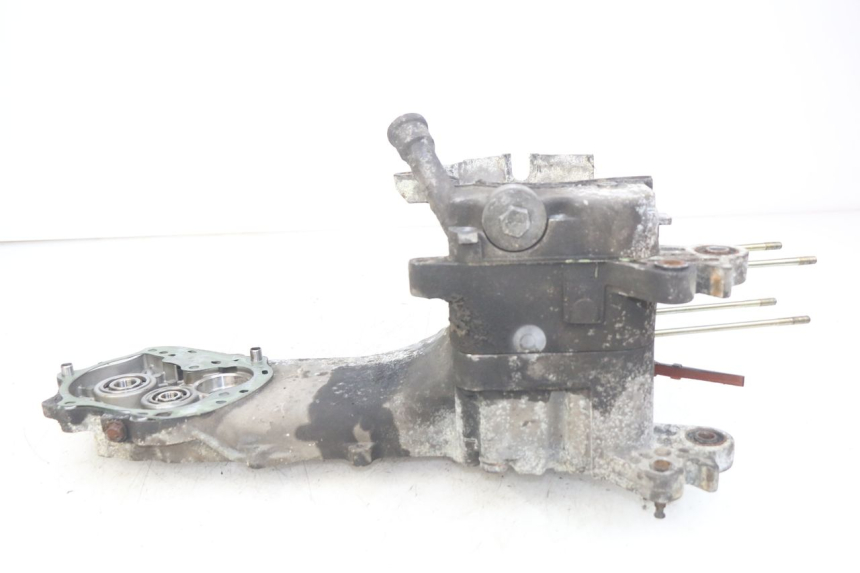 photo de ENGINE LOWER CASING PEUGEOT KISBEE 4T 50 (2018 - 2022)