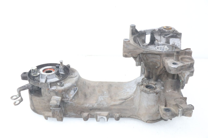 photo de ENGINE LOWER CASING PEUGEOT LUDIX 50 (2005 - 2007)