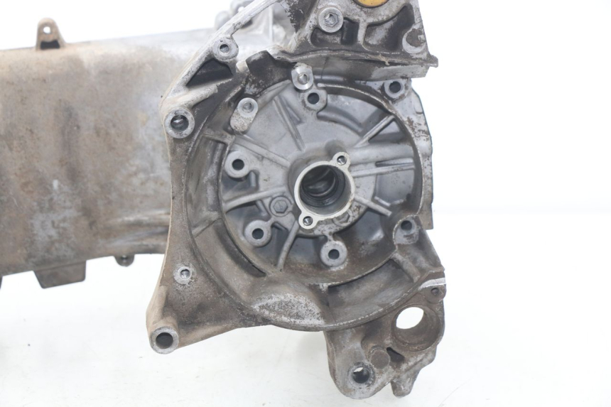 photo de ENGINE LOWER CASING PEUGEOT LUDIX 50 (2005 - 2007)