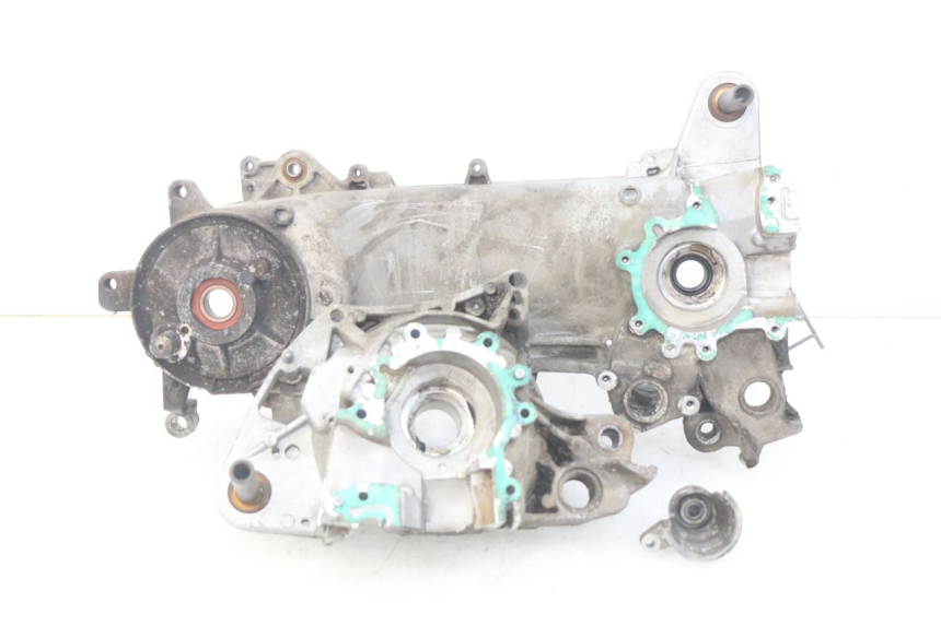 photo de ENGINE LOWER CASING PEUGEOT LUDIX 50 (2008 - 2017)