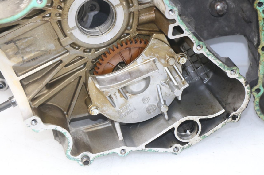 photo de ENGINE CRANKCASE PEUGEOT SATELIS 500 (2007 - 2013)