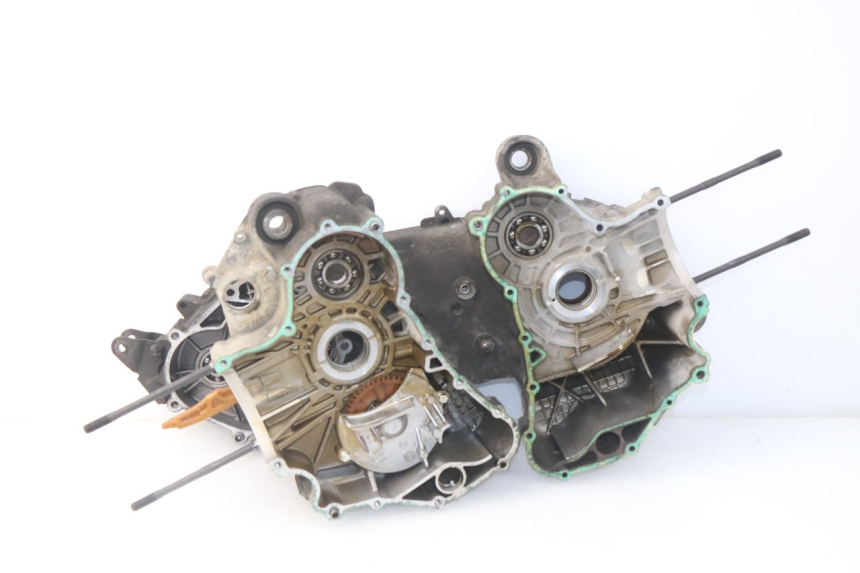 photo de ENGINE CRANKCASE PEUGEOT SATELIS 500 (2007 - 2013)