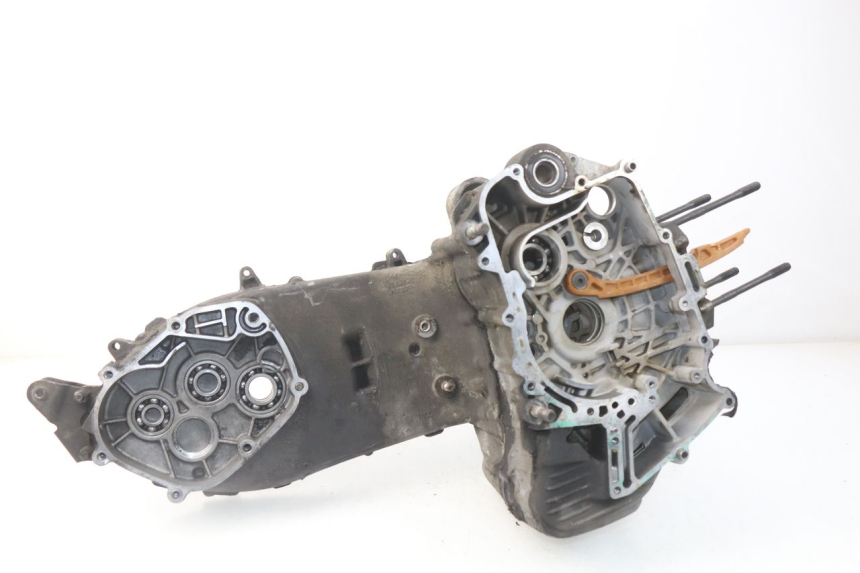 photo de ENGINE CRANKCASE PEUGEOT SATELIS 500 (2007 - 2013)