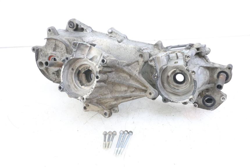 photo de ENGINE BOTTOM CASE PEUGEOT SPEEDFIGHT 100 (1997 - 2007)