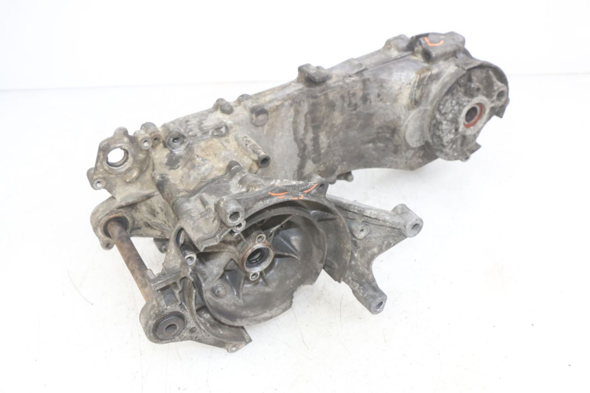 photo de ENGINE LOWER CASING PEUGEOT SPEEDFIGHT LC 50 (1996 - 2002)