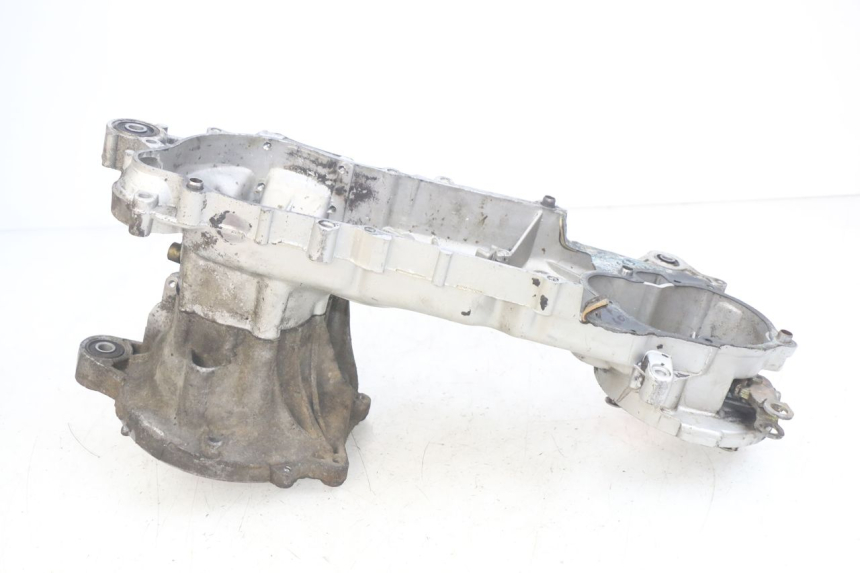 photo de ENGINE LOWER CASING PEUGEOT SV 125 (1991 - 1994)