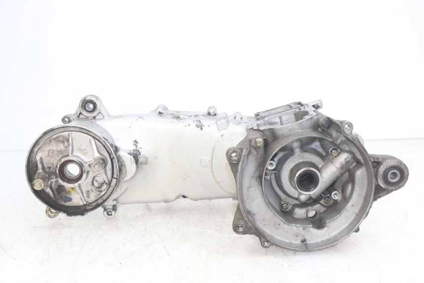 photo de ENGINE LOWER CASING PEUGEOT SV 125 (1991 - 1994)