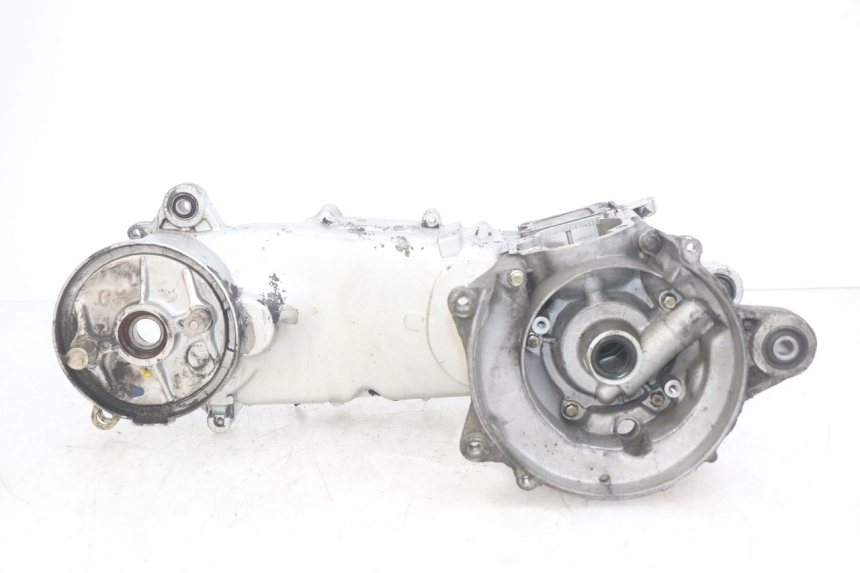 photo de ENGINE LOWER CASING PEUGEOT SV 125 (1991 - 1994)