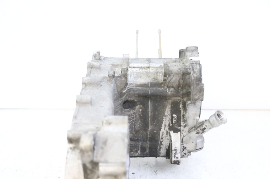 photo de ENGINE LOWER CASING PEUGEOT TWEET 4T 50 (2018 - 2020)