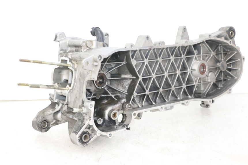 photo de ENGINE CRANKCASE PIAGGIO FLY 2T 50 (2004 - 2017)