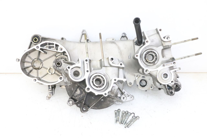 photo de ENGINE CRANKCASE PIAGGIO FLY 2T 50 (2004 - 2017)