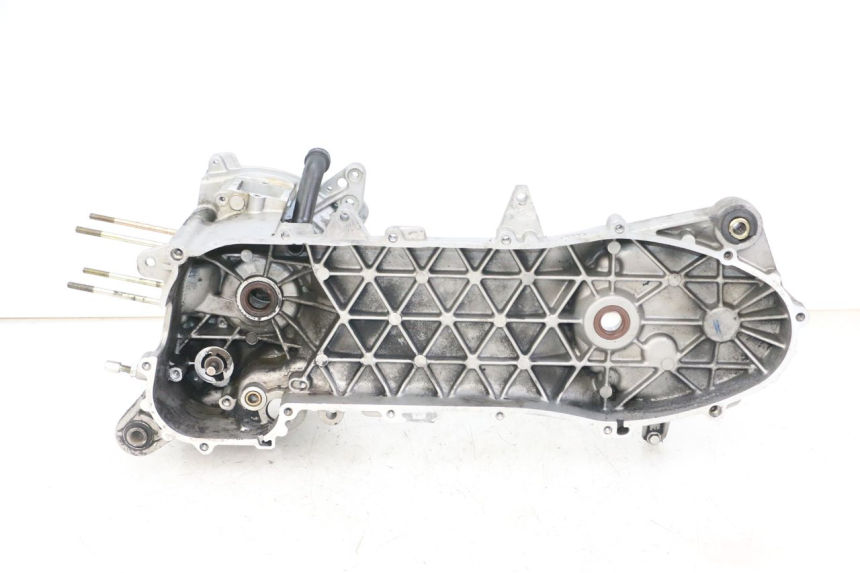 photo de ENGINE CRANKCASE PIAGGIO FLY 2T 50 (2004 - 2017)