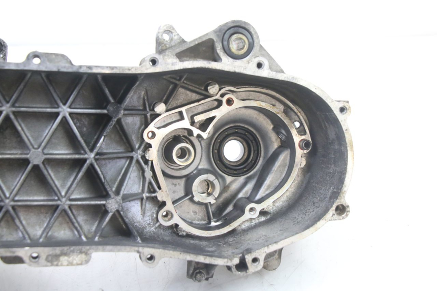 photo de ENGINE CRANKCASE PIAGGIO VESPA S 2T 50 (2007 - 2014)
