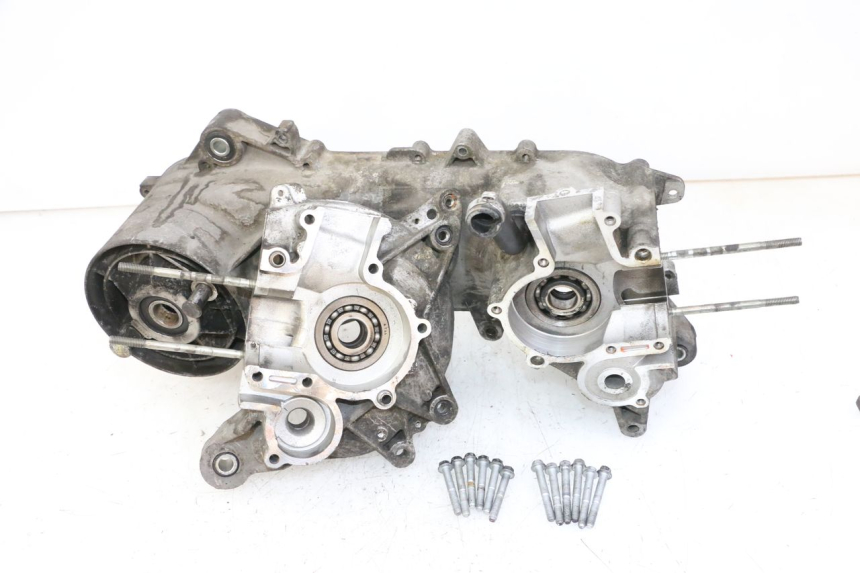 photo de ENGINE CRANKCASE PIAGGIO VESPA S 2T 50 (2007 - 2014)