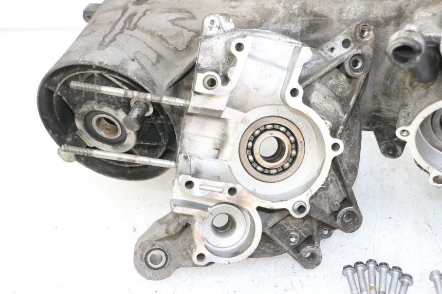 photo de ENGINE CRANKCASE PIAGGIO VESPA S 2T 50 (2007 - 2014)