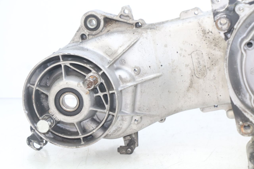 photo de ENGINE LOWER CASING PIAGGIO ZIP 4T 50 (2018 - 2020)