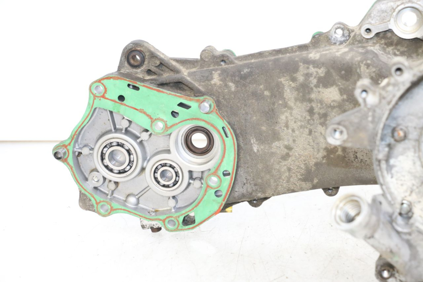 photo de Engine bottom case EUROCKA R8 4T 50 (2013 - 2022)