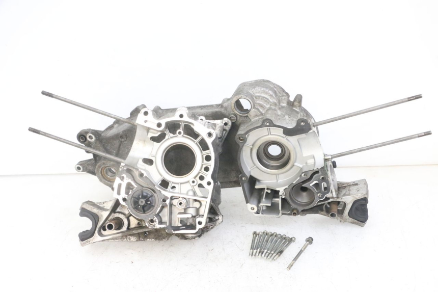 photo de ENGINE CRANKCASE PEUGEOT SATELIS 125 (2013 - 2018)